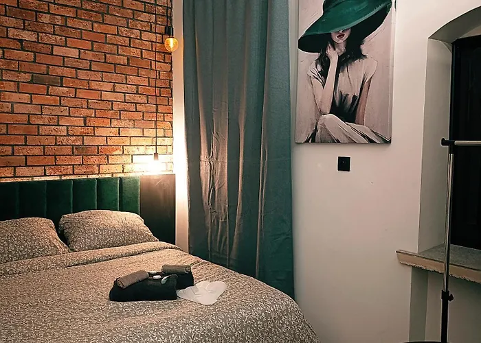 Rynek Experience - *